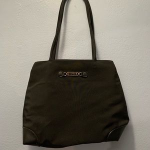 Esprit tote black